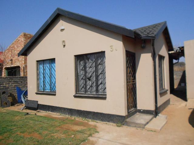 2 Bedroom House for Sale For Sale in Rabie Ridge - Private Sale - MR095672