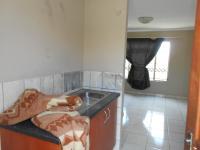 Kitchen - 8 square meters of property in Olievenhoutbos
