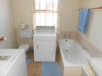 Bathroom 1 - 9 square meters of property in Machadodorp
