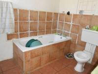 Main Bathroom - 7 square meters of property in Wolseley