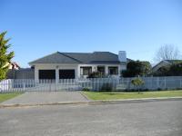 Front View of property in Hartenbos