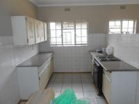 Kitchen - 21 square meters of property in Vaalpark