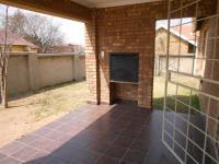 Patio of property in Heidelberg - GP