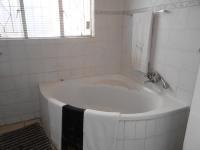 Main Bathroom - 6 square meters of property in Birchleigh North