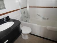 Main Bathroom - 3 square meters of property in Strand