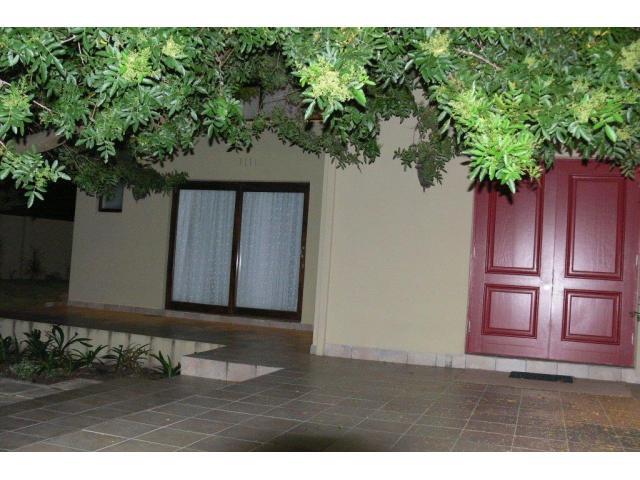 6 Bedroom House for Sale For Sale in Hermanus - Private Sale - MR096181