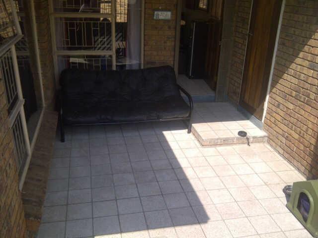 2 Bedroom Simplex for Sale For Sale in Alberton - Home Sell - MR096217