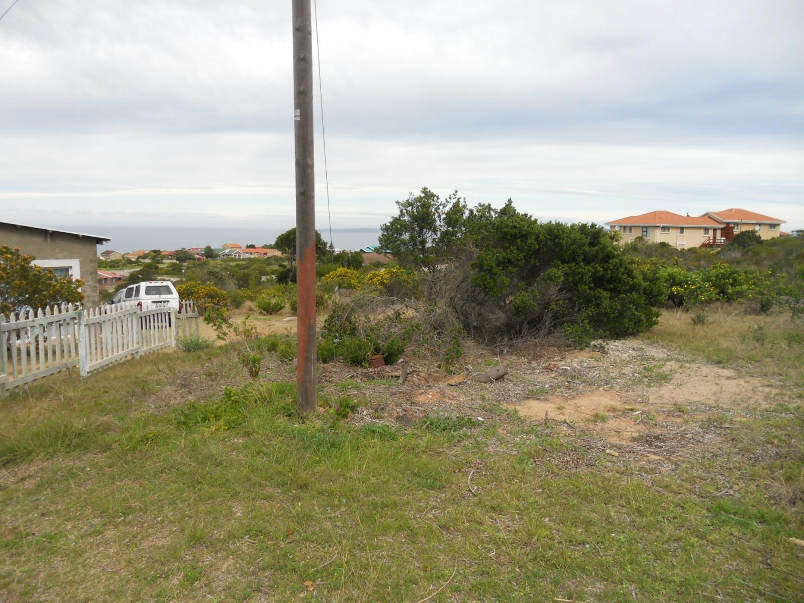 Front View of property in Dana Bay