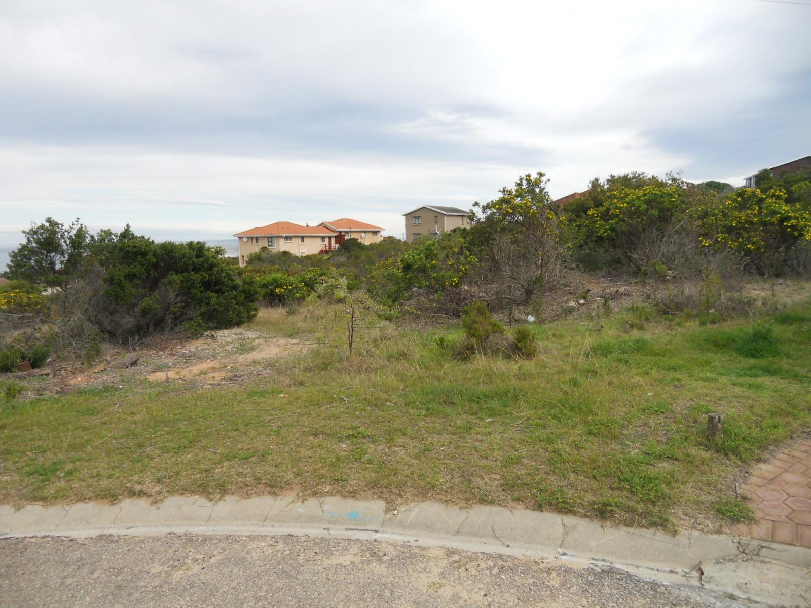 Front View of property in Dana Bay