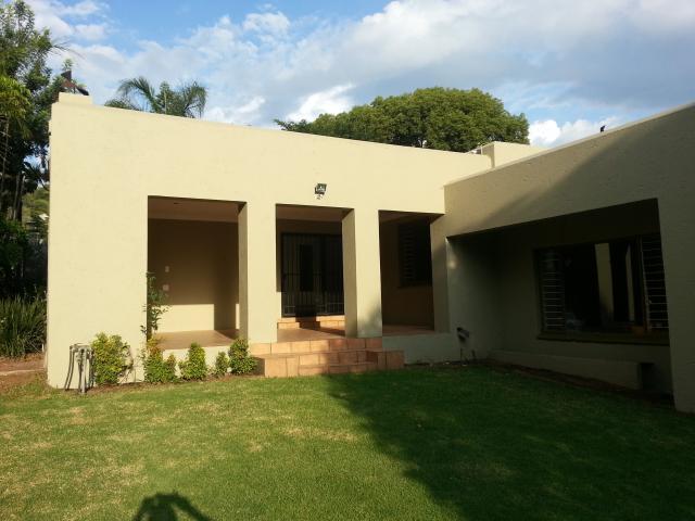 4 Bedroom House for Sale For Sale in Waterkloof Ridge - Home Sell - MR096289