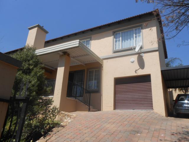 3 Bedroom Duplex for Sale For Sale in La Montagne - Home Sell - MR096438