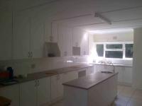 Kitchen - 32 square meters of property in Knysna