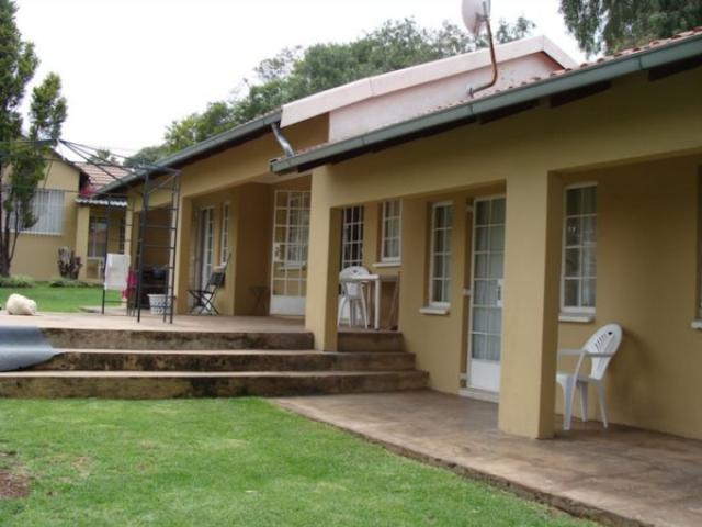 8 Bedroom House for Sale For Sale in Kempton Park - Private Sale - MR096604