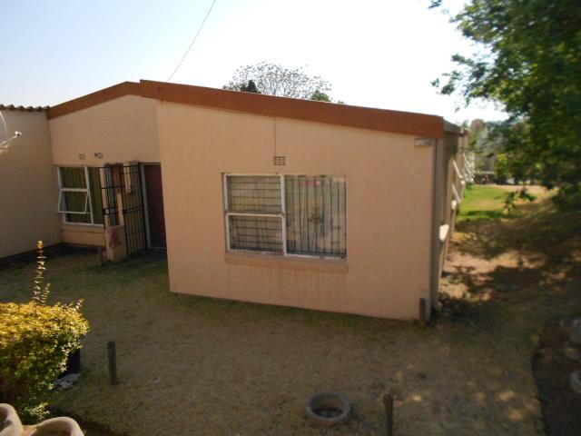 2 Bedroom Sectional Title for Sale For Sale in Bloubosrand - Private Sale - MR096633