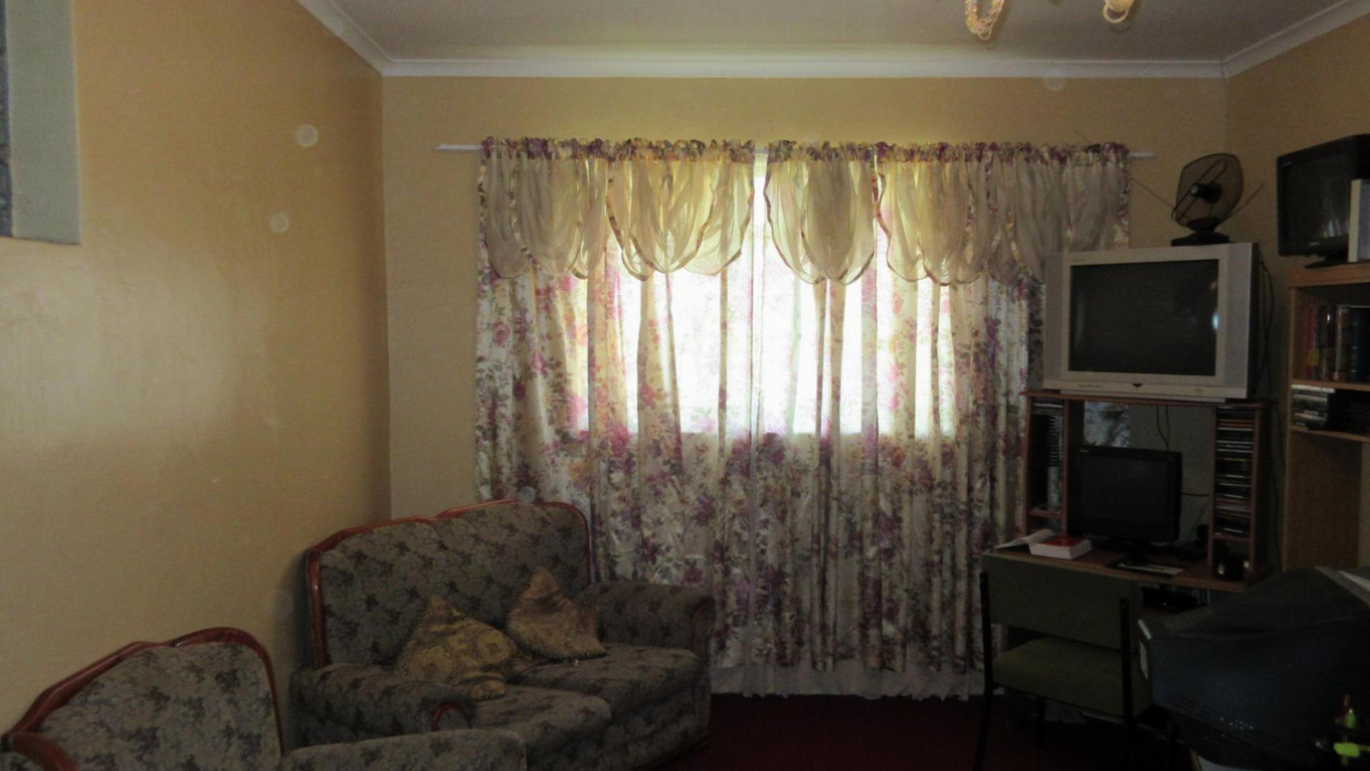 Study - 24 square meters of property in Westridge CP