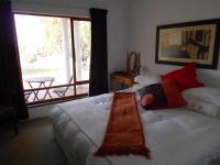 Bed Room 3 - 18 square meters of property in Krugersdorp