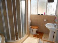Main Bathroom - 14 square meters of property in Benoni