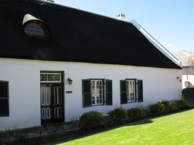 4 Bedroom House for Sale For Sale in Clanwilliam - Home Sell - MR096898