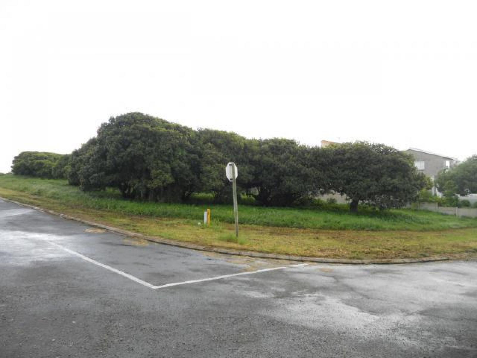 Front View of property in Van Dyks Bay