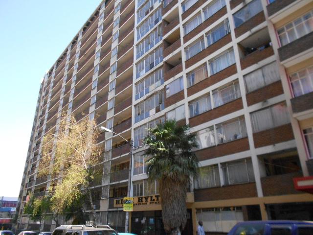 1 Bedroom Apartment for Sale For Sale in Hillbrow - Home Sell - MR096928