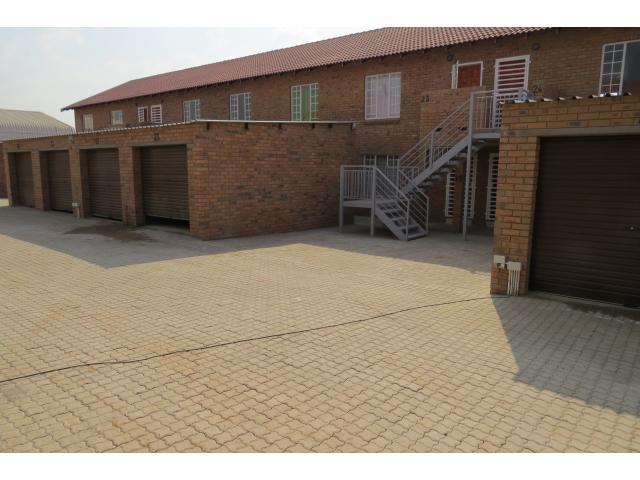 2 Bedroom Sectional Title for Sale For Sale in Middelburg - MP - Home Sell - MR096967