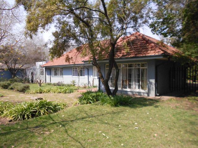 4 Bedroom House for Sale For Sale in Vereeniging - Home Sell - MR096979