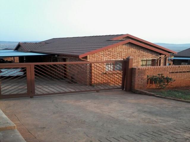 3 Bedroom House for Sale For Sale in Atteridgeville - Private Sale - MR097063