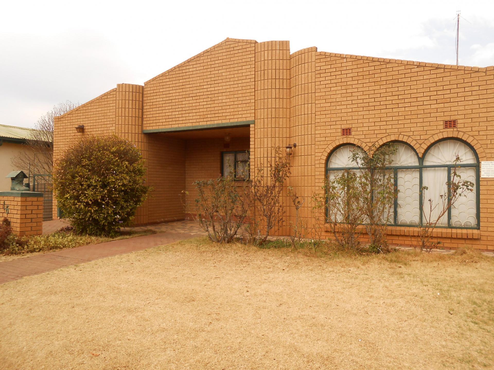 Front View of property in Lenasia