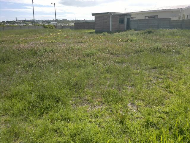 Land for Sale For Sale in Stilbaai (Still Bay) - Home Sell - MR099107