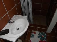 Bathroom 3+ - 37 square meters of property in Mossel Bay
