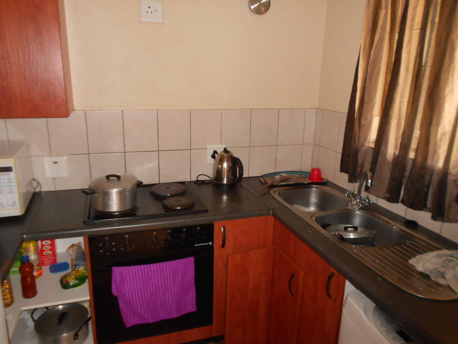 Kitchen - 6 square meters of property in Willowbrook