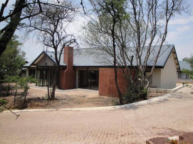 3 Bedroom Retirement Home for Sale For Sale in Mookgopong (Naboomspruit) - Home Sell - MR099317