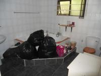 Bathroom 1 - 8 square meters of property in Shelly Beach