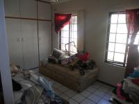 Bed Room 2 - 14 square meters of property in Shelly Beach