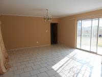 Lounges - 28 square meters of property in Randfontein
