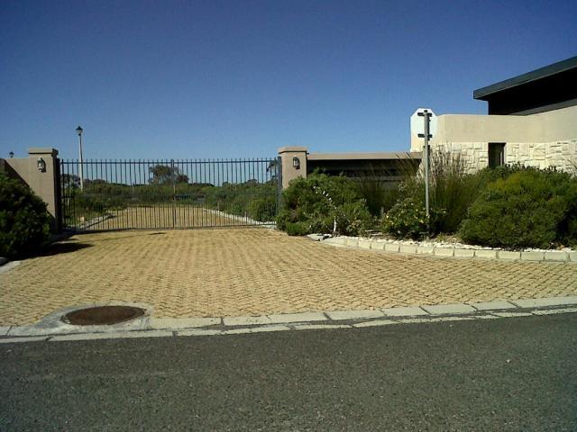 Spaces of property in Franskraal