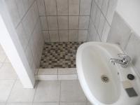 Main Bathroom - 2 square meters of property in Calitzdorp