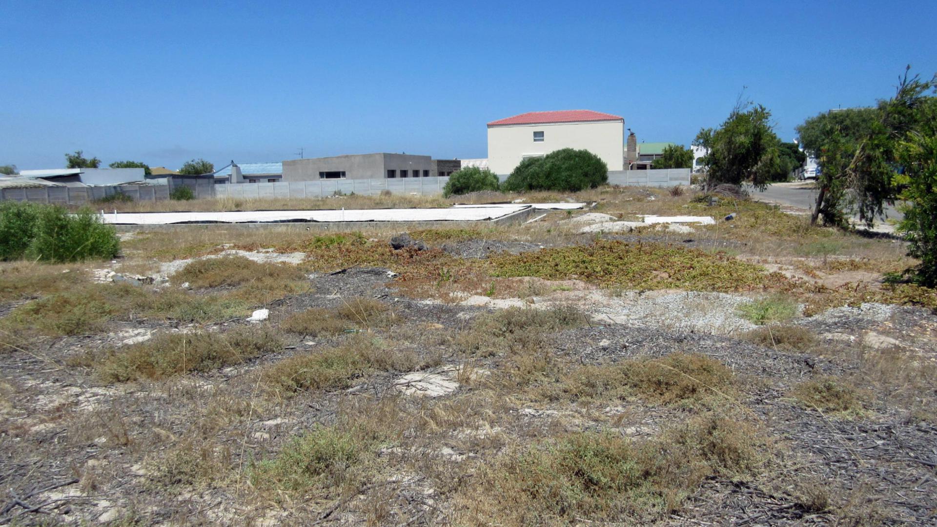 Front View of property in St Helena Bay