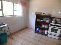 Kitchen - 10 square meters of property in Westonaria