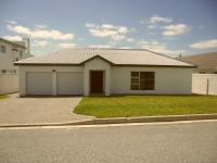 Front View of property in Yzerfontein