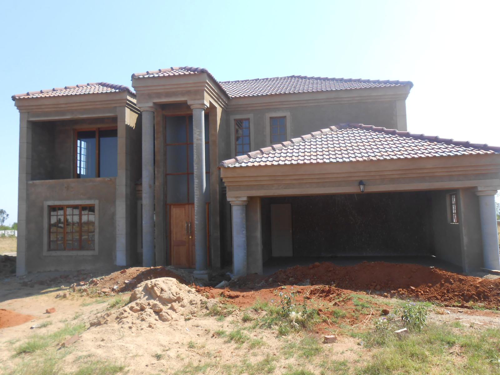 Front View of property in The Orchards