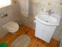 Main Bathroom - 7 square meters of property in Tergniet