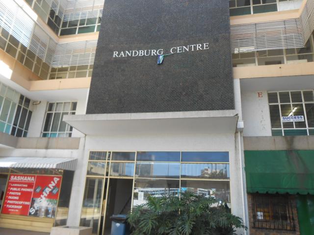 Apartment for Sale For Sale in Ferndale - JHB - Private Sale - MR099801