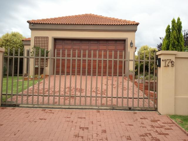 3 Bedroom House for Sale For Sale in Secunda - Home Sell - MR099905