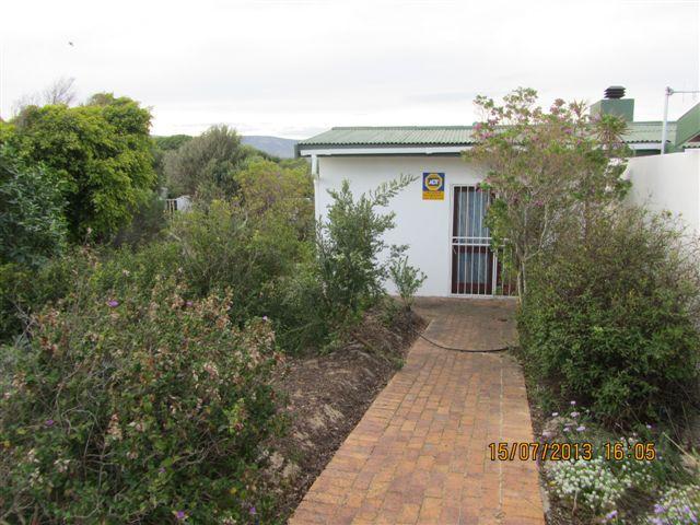 4 Bedroom House for Sale For Sale in Hermanus - Private Sale - MR099990