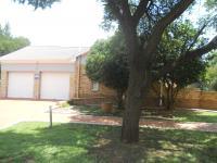 3 Bedroom 3 Bathroom House for Sale for sale in Bloemfontein