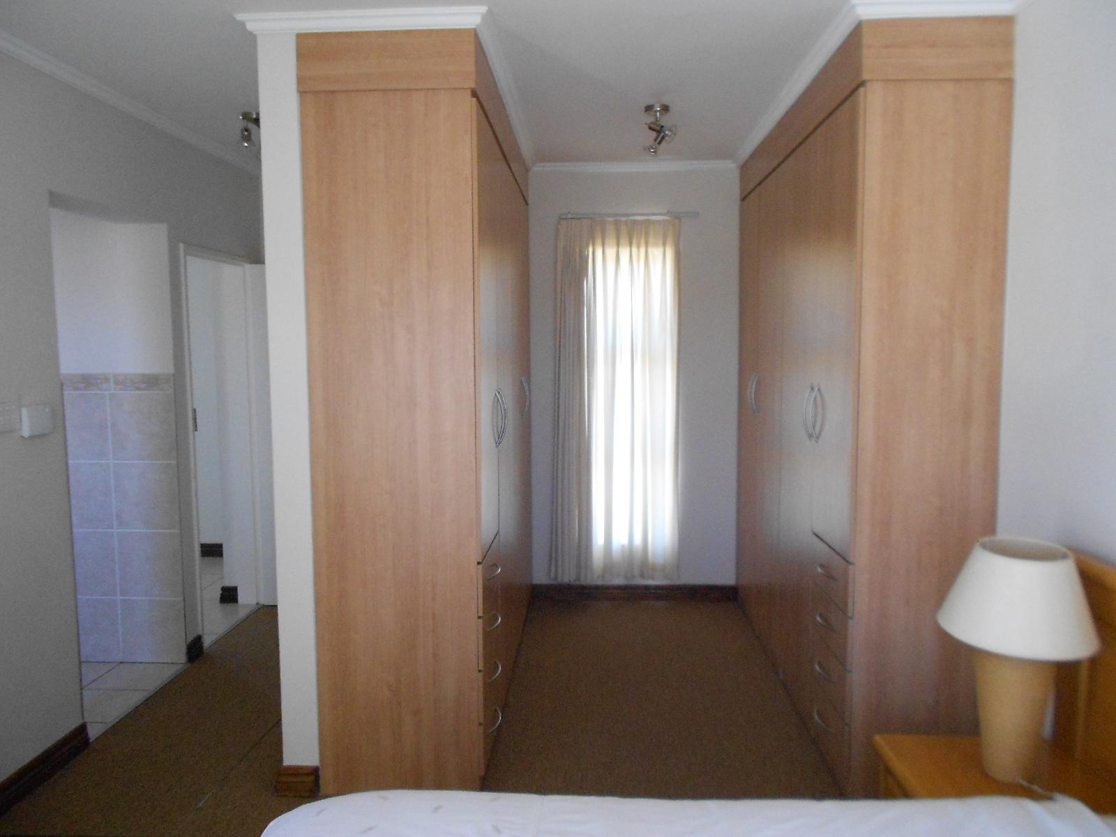 Main Bedroom - 23 square meters of property in Vanderbijlpark