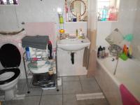 Main Bathroom - 26 square meters of property in Brakpan