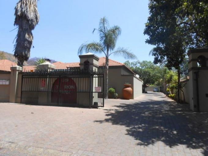 3 Bedroom Duplex for Sale For Sale in Pretoria North - Home Sell - MR100435