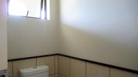 Bathroom 1 - 6 square meters of property in Dainfern